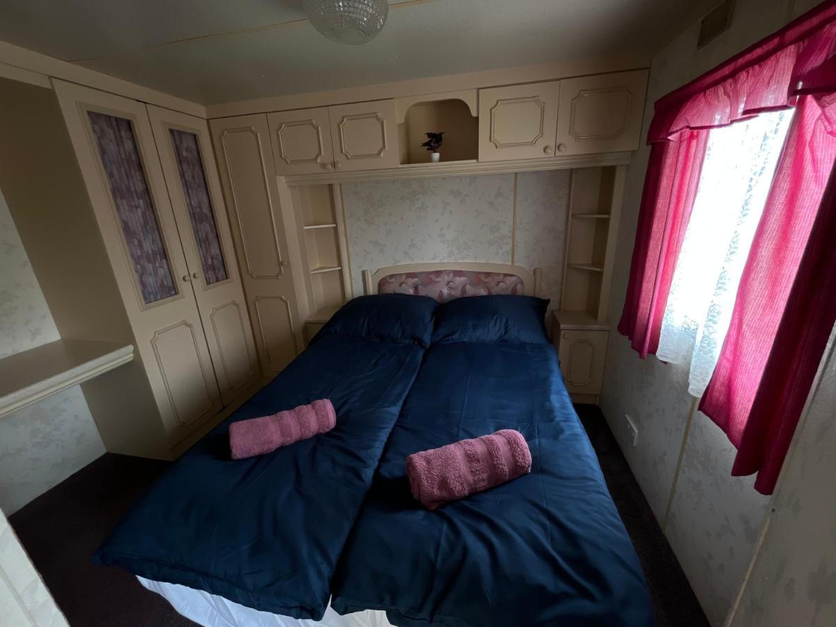 Autocamp Free Star - Mobilheimy Lägenhet Strachotin Exteriör bild