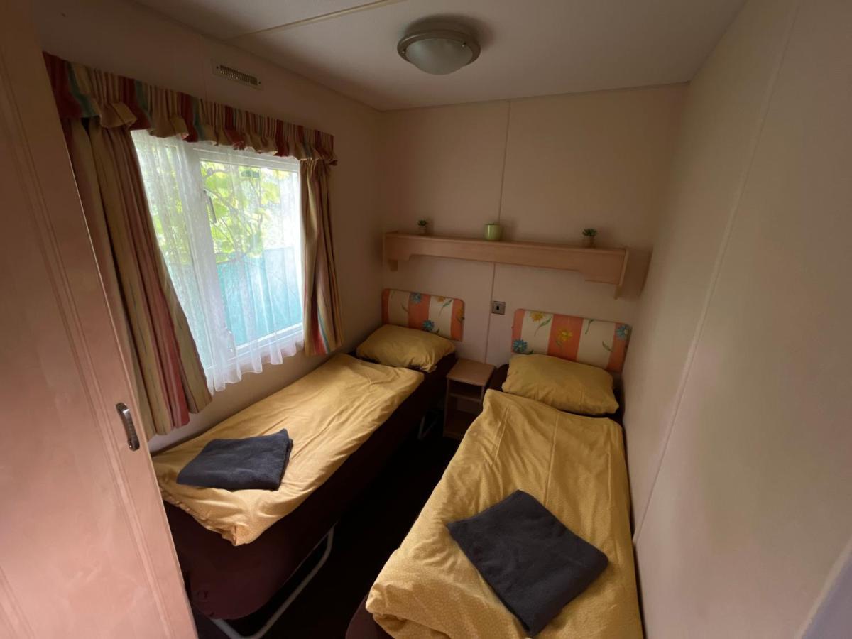 Autocamp Free Star - Mobilheimy Lägenhet Strachotin Exteriör bild