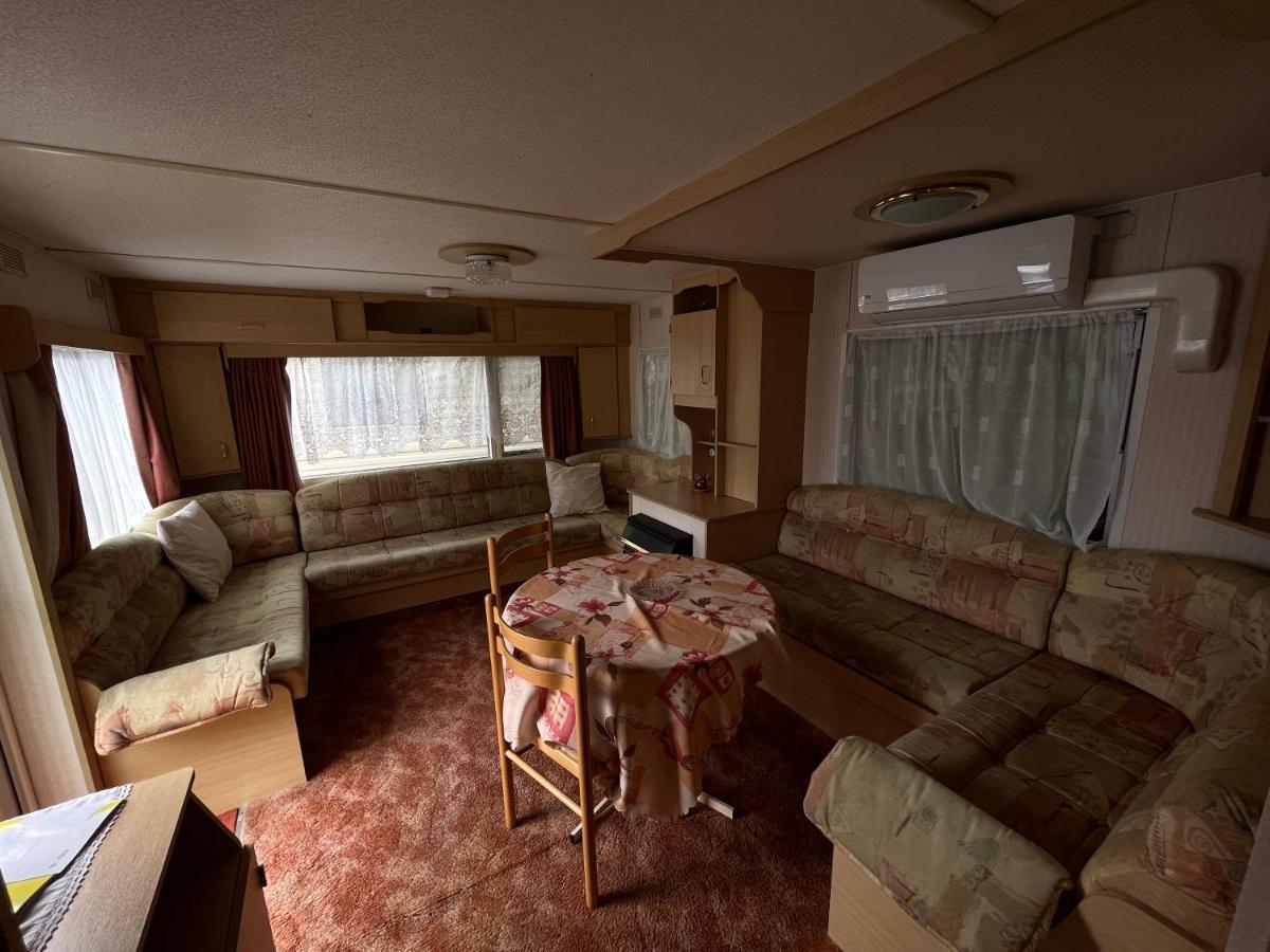 Autocamp Free Star - Mobilheimy Lägenhet Strachotin Exteriör bild